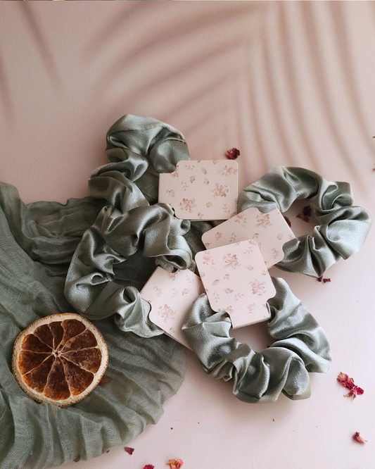 SATIN SCRUNCHIE